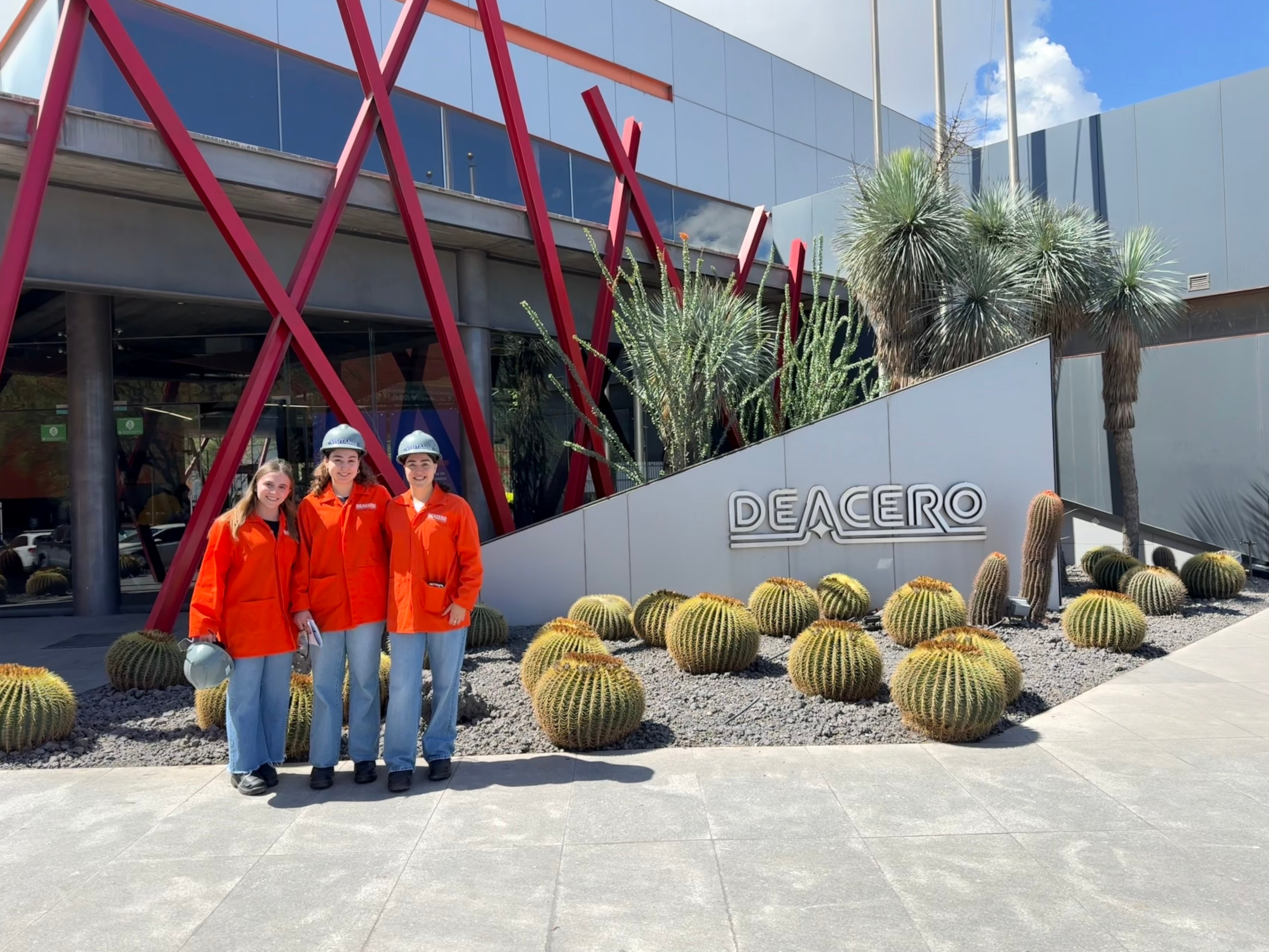 DEACERO® impulsa el desarrollo de talento femenino en STEM con experiencia internacional en Asia